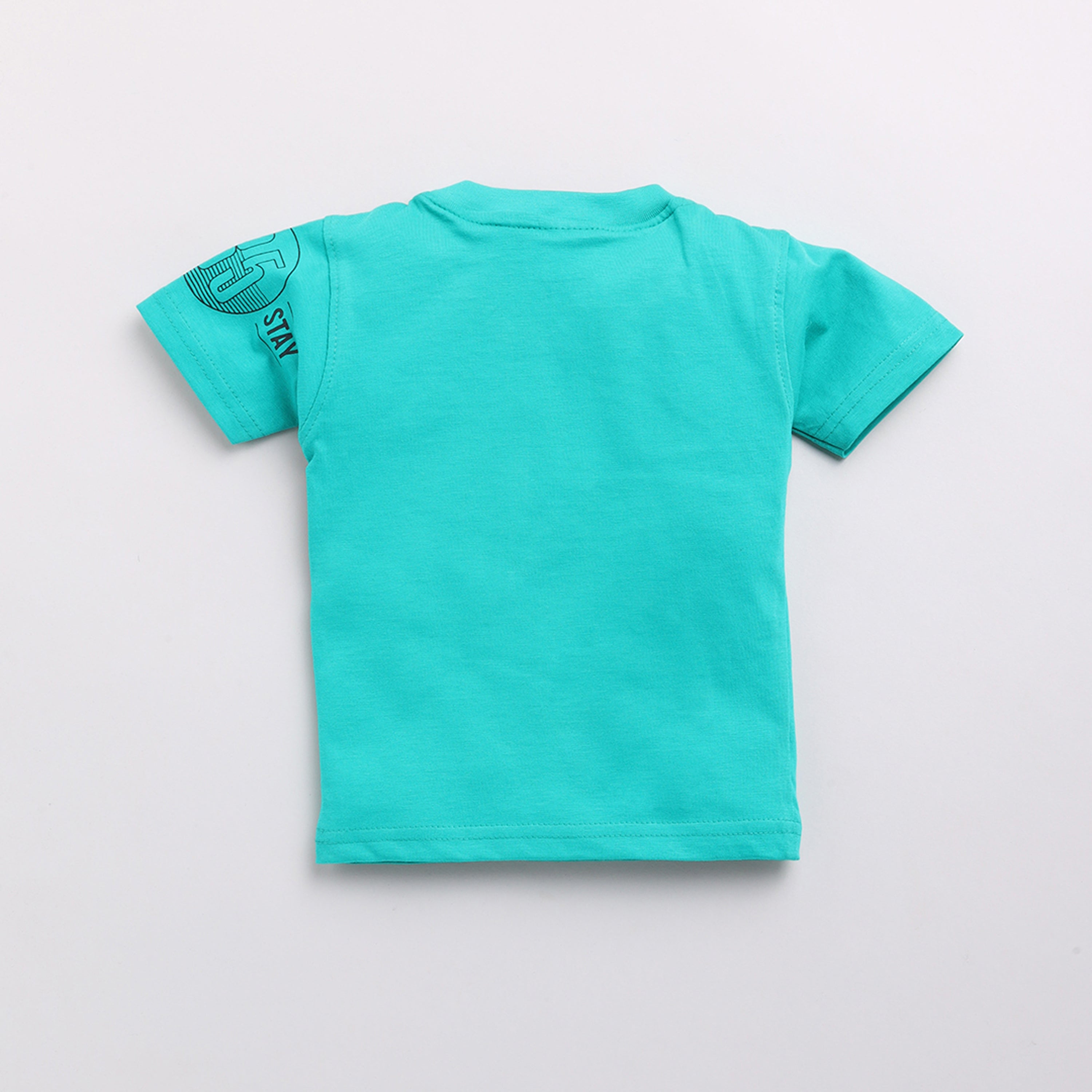 Half Sleeve Printed T-shirt With Shorts - Green